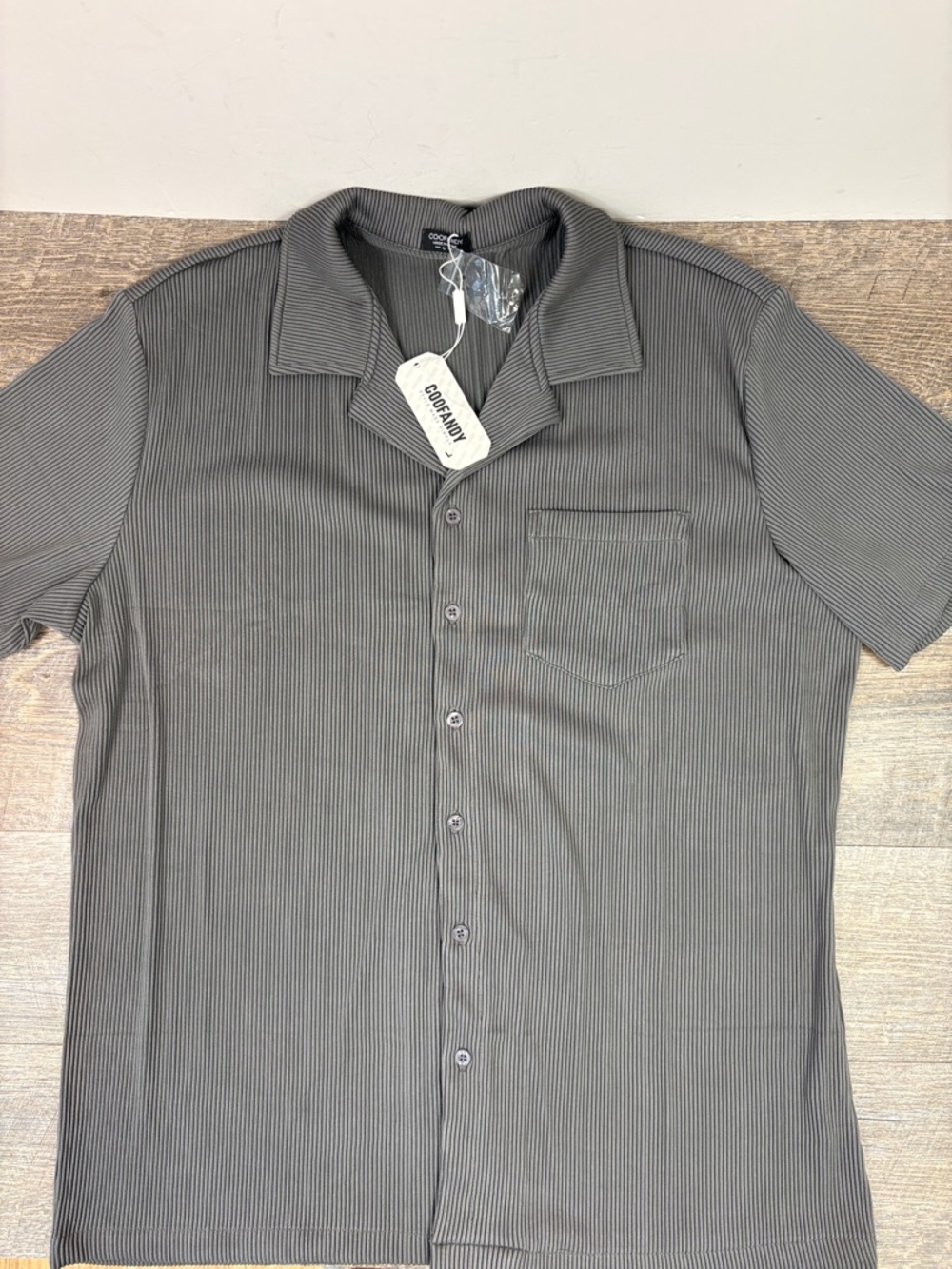 COOFANDY Ribbed Button-Up Shirt Men’s Large Gray Stretch Short Sleeve Pocket NWT
